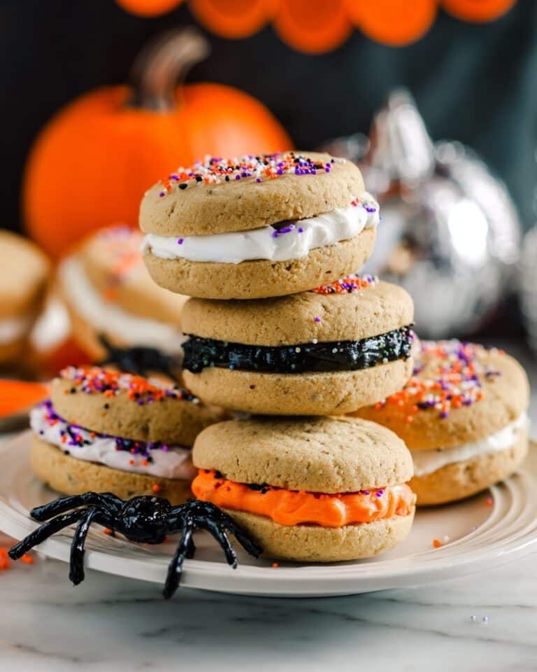 Pumpkin Sandwich Cookies with Cream Cheese Frosting Recipe